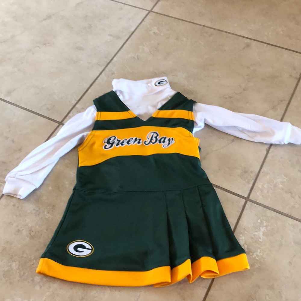 Green Bay Packer Cheerleader Outfit